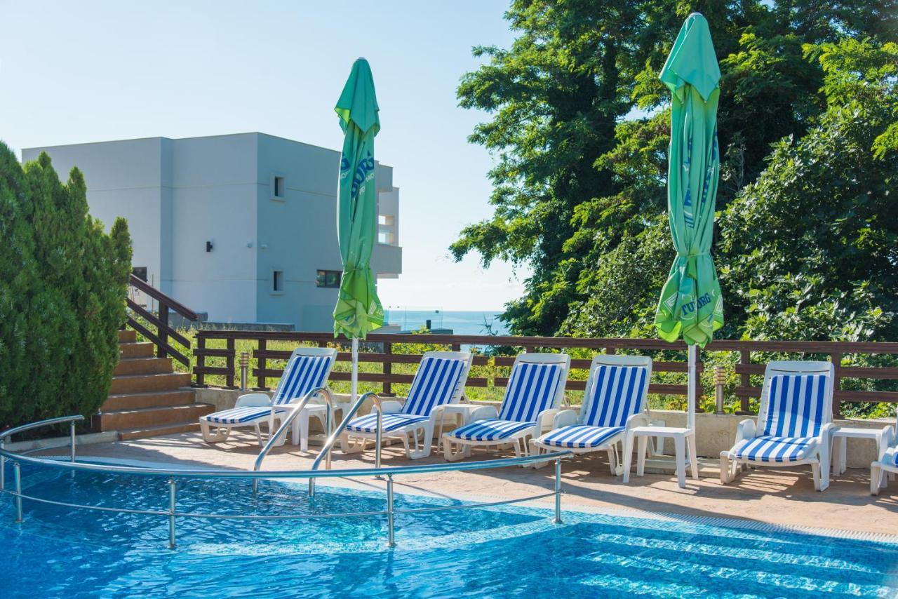 Семеен Хотел Golden Place Sozopol Exterior foto