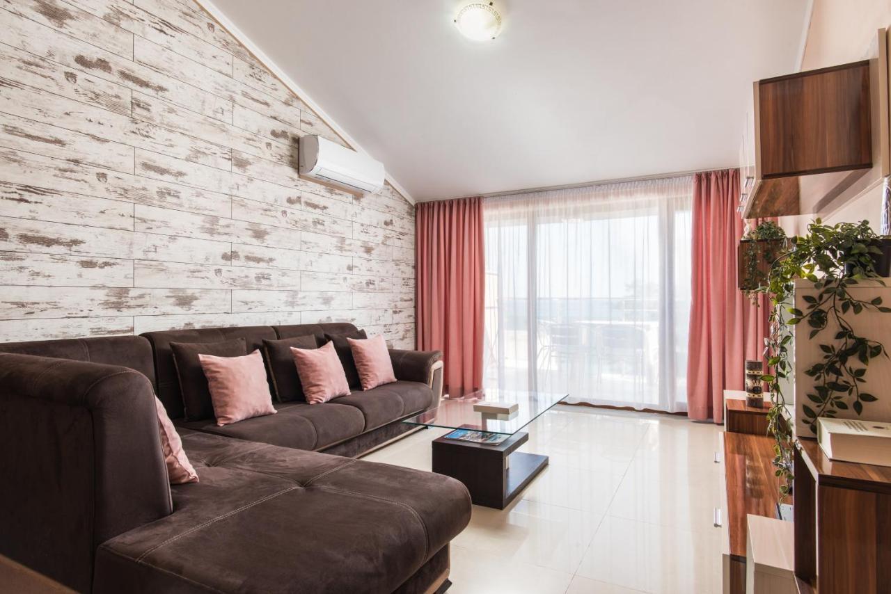 Семеен Хотел Golden Place Sozopol Exterior foto