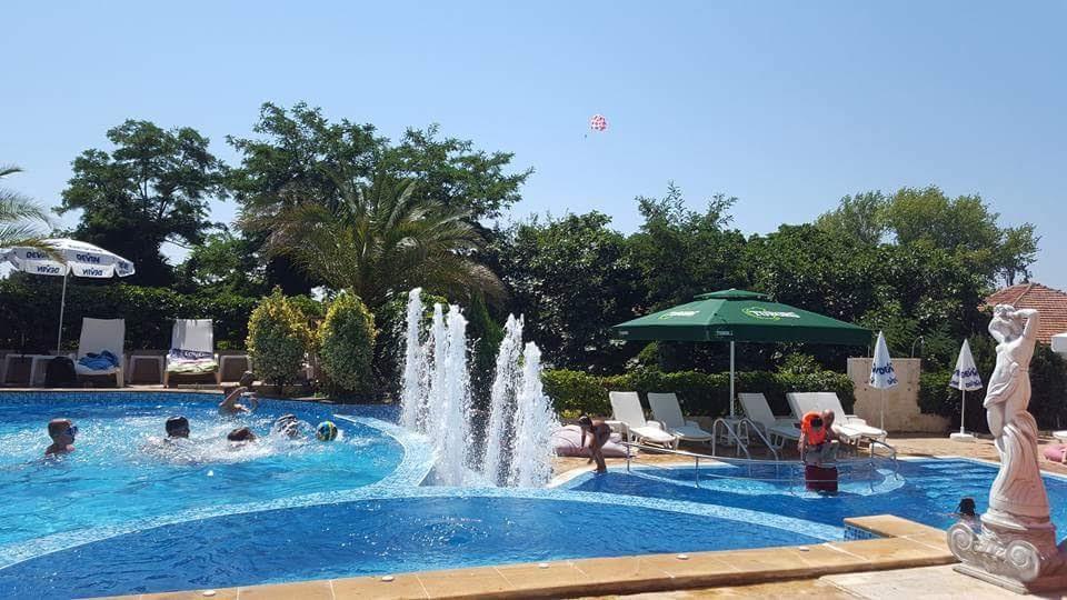 Семеен Хотел Golden Place Sozopol Exterior foto